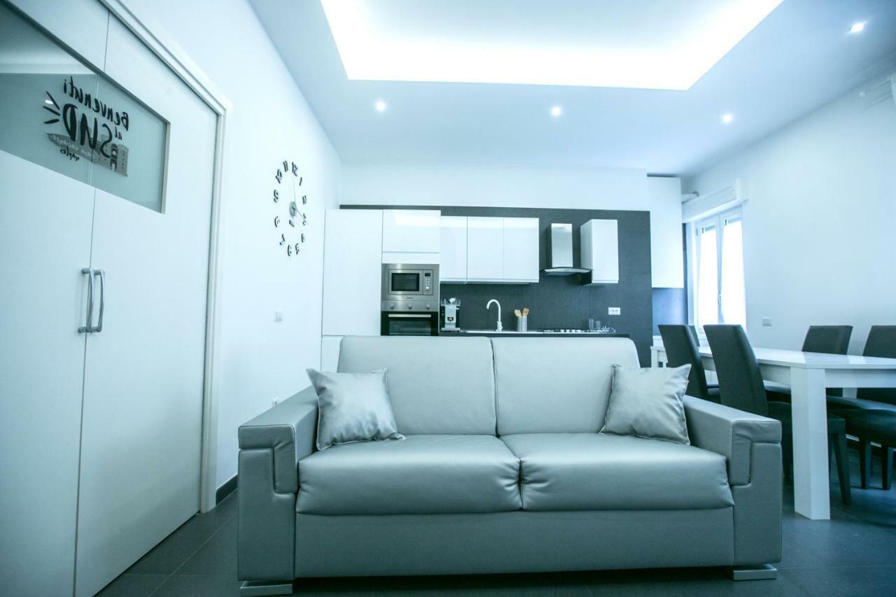 Ferienwohnung Benvenuti Al Sud Neapel Exterior foto